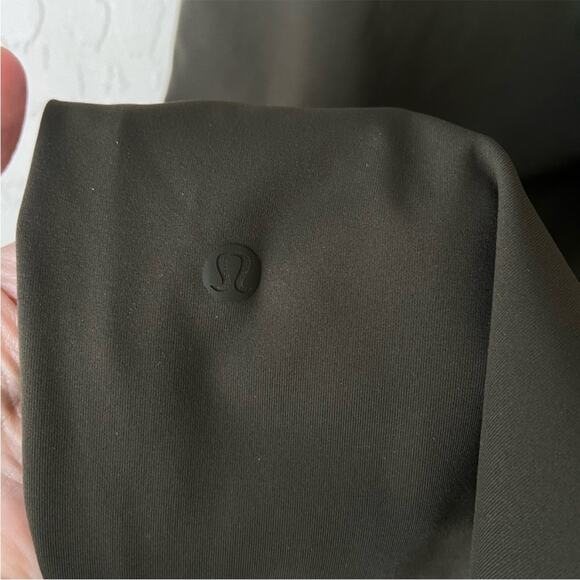 Lululemon on the fly jogger pants Olive green 2 - Picture 6 of 9